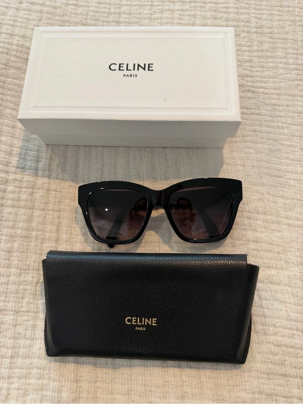 Celine
Triomphe Square Acetate Sunglasses - Picture 3 of 6